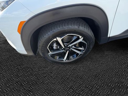 Certified 2023 Chevrolet TrailBlazer RS AWD/4WD image 11