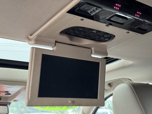 Used 2020 GMC Yukon SLT w/ Open Road Package image 14