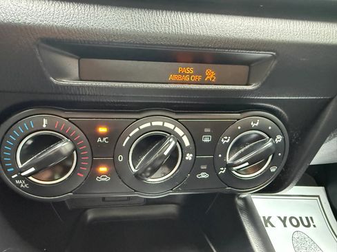 Used 2018 MAZDA MAZDA3 Sport w/ Preferred Equipment Package FWD image 17