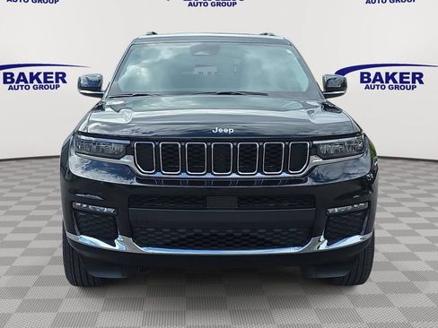 Used 2023 Jeep Grand Cherokee L Limited AWD/4WD image 8