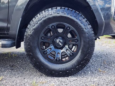 Used 2015 Toyota 4Runner SR5 RWD image 13