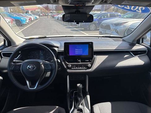 Certified 2023 Toyota Corolla Cross LE AWD/4WD image 22