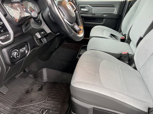 Used 2020 RAM 2500 Big Horn w/ Level 2 Equipment Group image 17