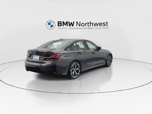 Used 2026 BMW 330i Sedan w/ M Sport Package RWD image 3