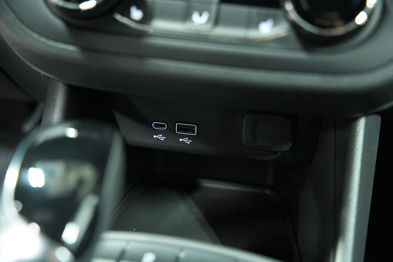 New 2026 Buick Envista Sport Touring w/ Convenience I Package FWD image 32