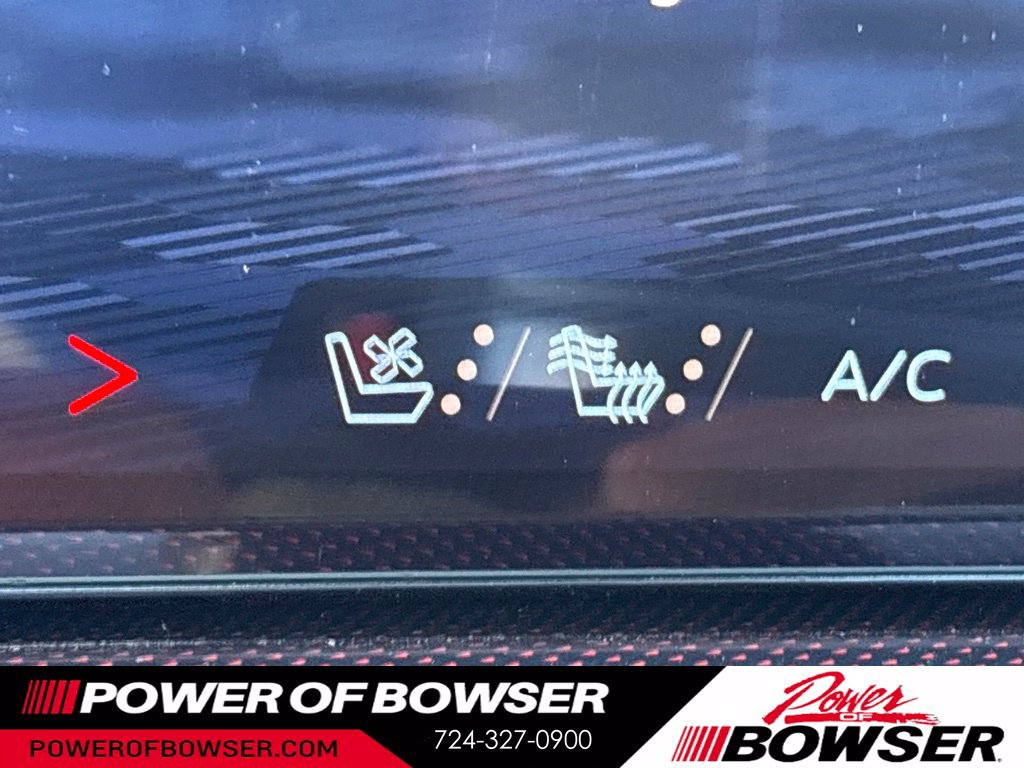 New 2027 Chevrolet Traverse RS w/ LPO, Floor Liner Package AWD/4WD image 11