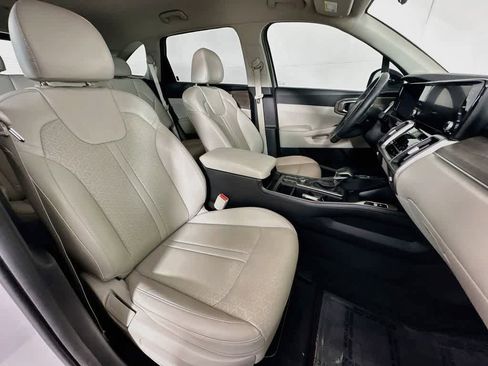 Used 2022 Kia Sorento S AWD/4WD image 15