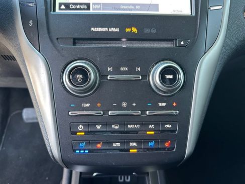 Used 2017 Lincoln MKC Reserve AWD/4WD image 16
