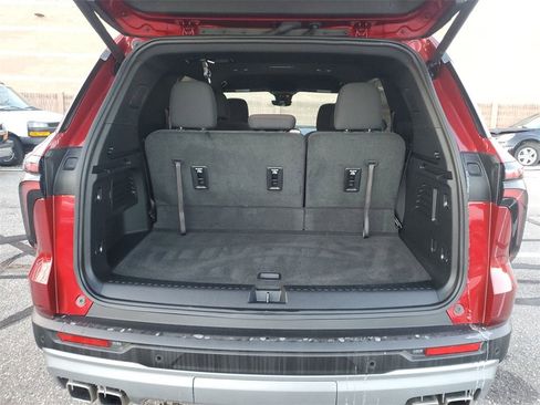 Certified 2024 Chevrolet Traverse Z71 w/ Enhanced Driving Package image 26