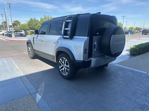 Used 2020 Land Rover Defender 110 HSE image 7