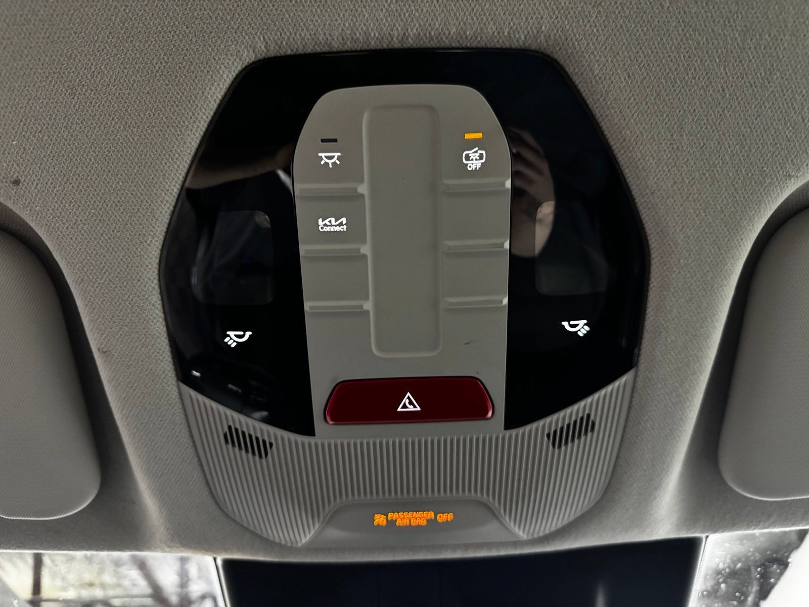 Used 2025 Kia K4 FWD image 24