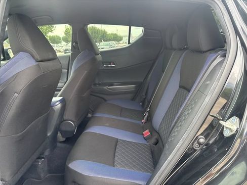 Used 2021 Toyota C-HR XLE FWD image 11