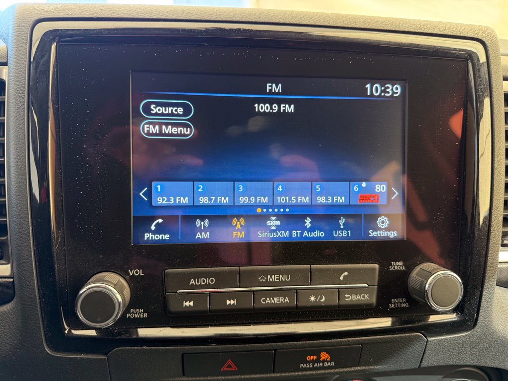 Used 2022 Nissan Frontier SV w/ Technology Package RWD image 19