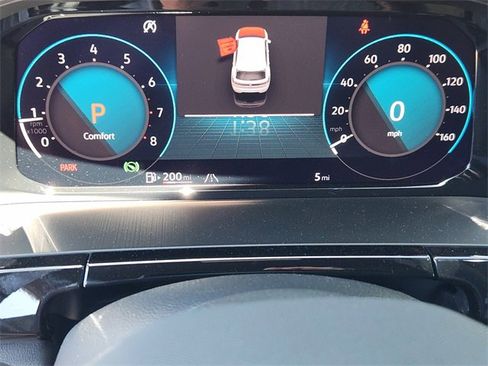 New 2025 Volkswagen Atlas Cross Sport SE image 12