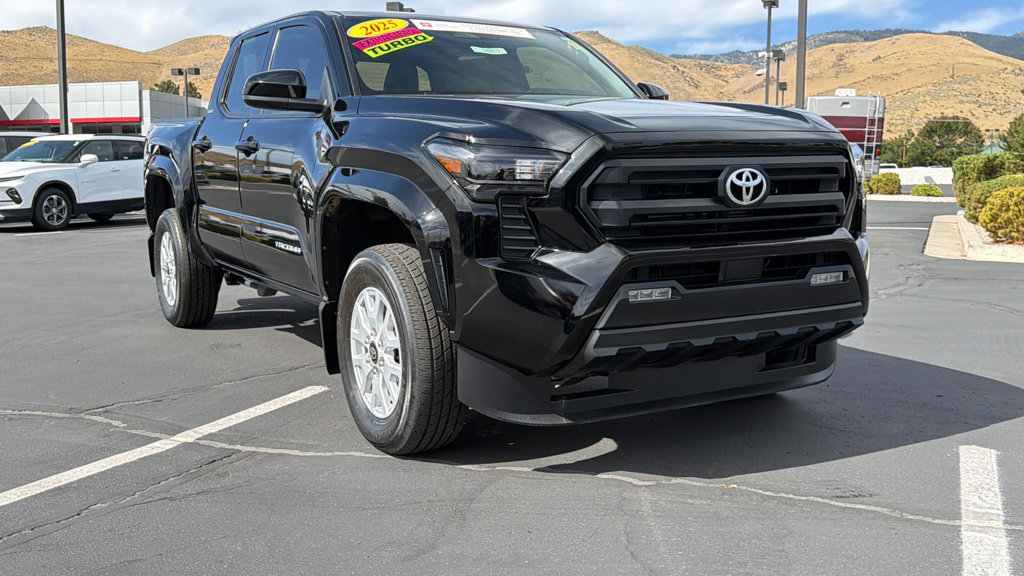 Certified 2025 Toyota Tacoma SR5 AWD/4WD image 1