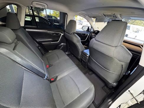 Certified 2023 Toyota RAV4 LE AWD/4WD image 52