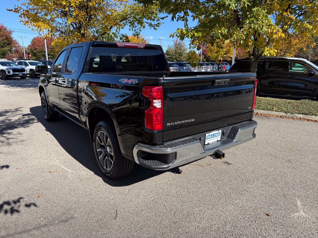 Used 2023 Chevrolet Silverado 1500 LT AWD/4WD image 3