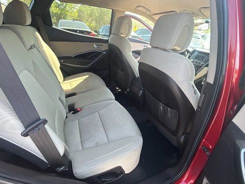 Used 2017 Hyundai Santa Fe Sport FWD image 26