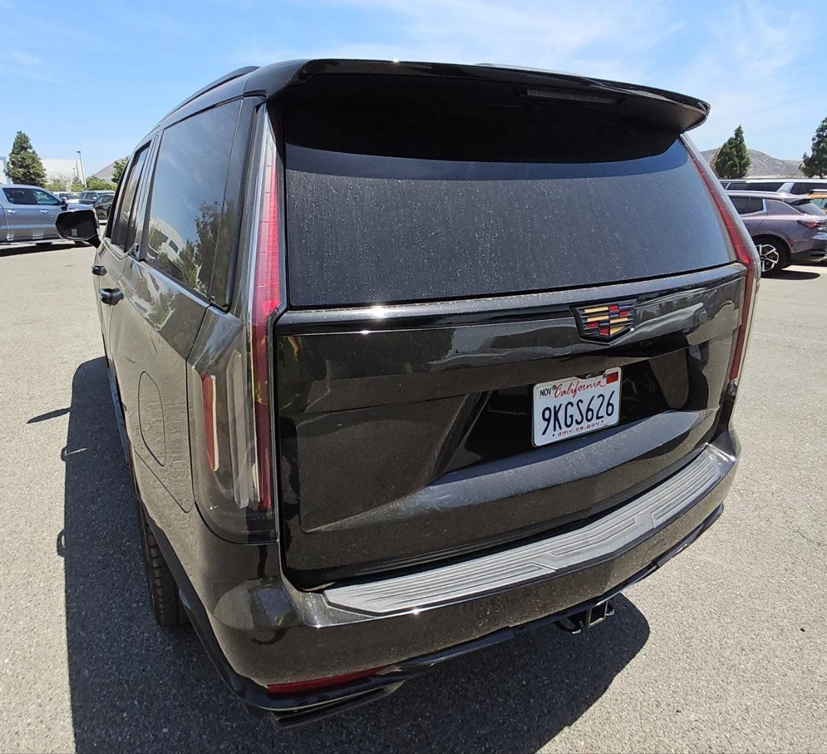 Used 2022 Cadillac Escalade Premium Luxury RWD image 7