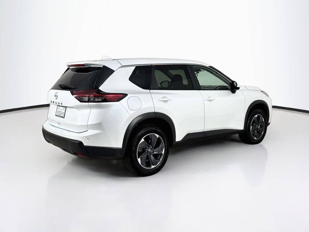 Used 2025 Nissan Rogue SV FWD image 7