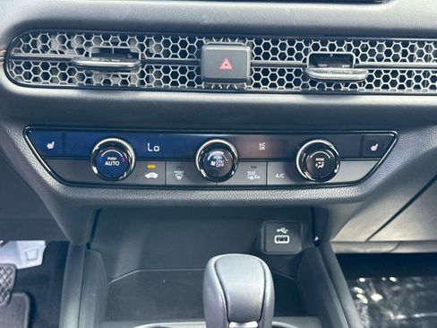 Certified 2025 Honda HR-V Sport image 22
