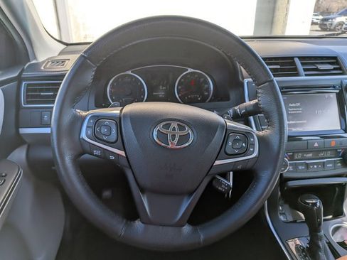 Used 2017 Toyota Camry XSE w/ Moonroof Package image 13