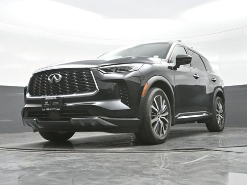 Used 2025 INFINITI QX60 Sensory image 31