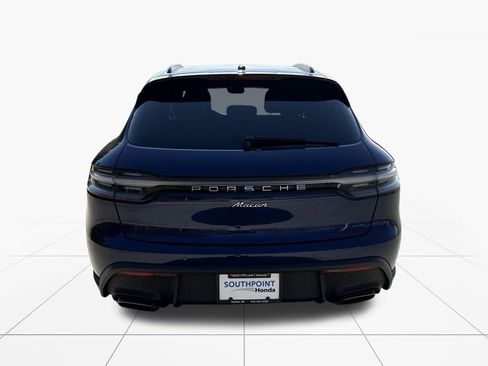 Used 2023 Porsche Macan Turbo image 7