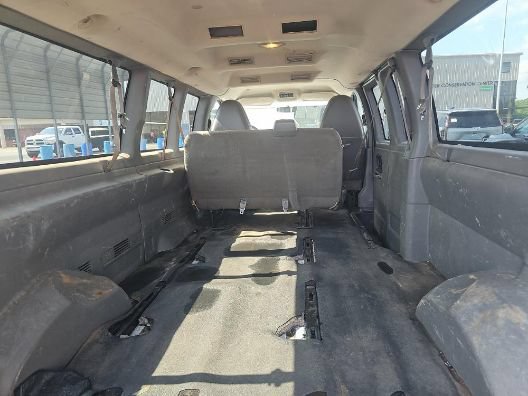 Used 2014 Chevrolet Express 3500 LT w/ LT Preferred Equipment Group RWD image 7