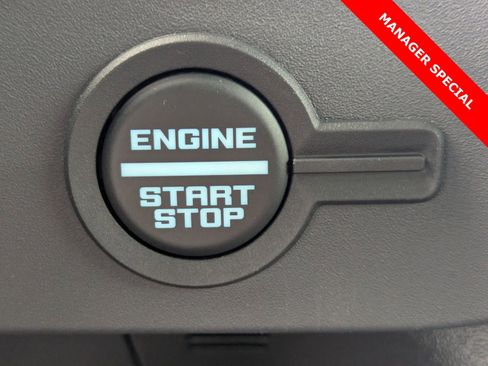 New 2025 Ford Bronco Badlands image 8