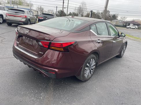 Used 2023 Nissan Altima 2.5 SV w/ SV Premium Package image 4