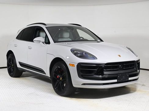 Used 2023 Porsche Macan S image 8