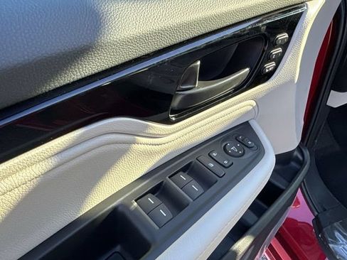 New 2026 Honda Odyssey Touring image 21
