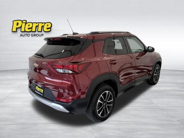 Used 2025 Chevrolet TrailBlazer LT AWD/4WD image 5