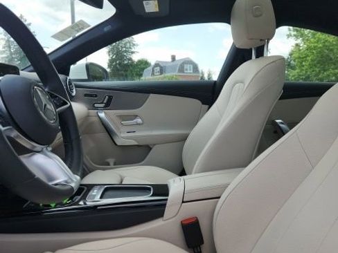 Used 2025 Mercedes-Benz CLA 250 4MATIC image 11