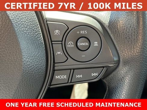 Used 2025 Toyota Corolla LE FWD image 23