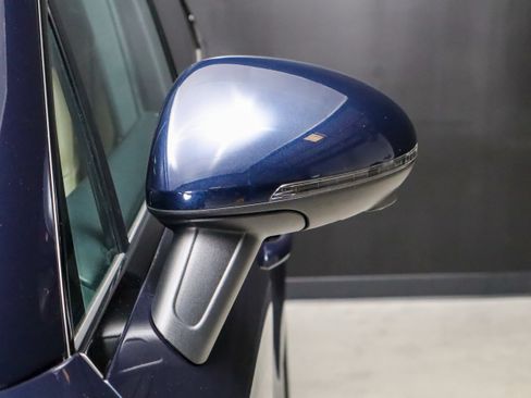 Certified 2020 Porsche Macan AWD/4WD image 16