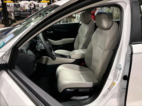 Used 2025 Honda Accord LX image 9