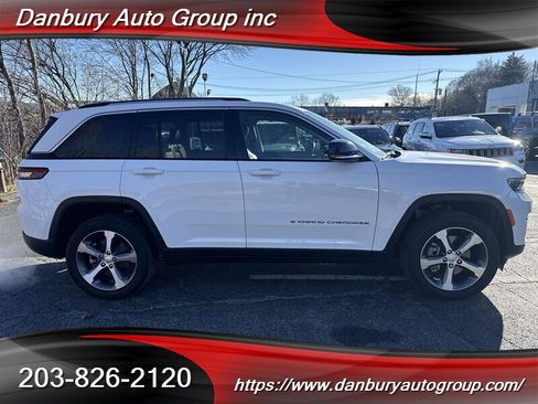Used 2024 Jeep Grand Cherokee Limited 4xe image 7