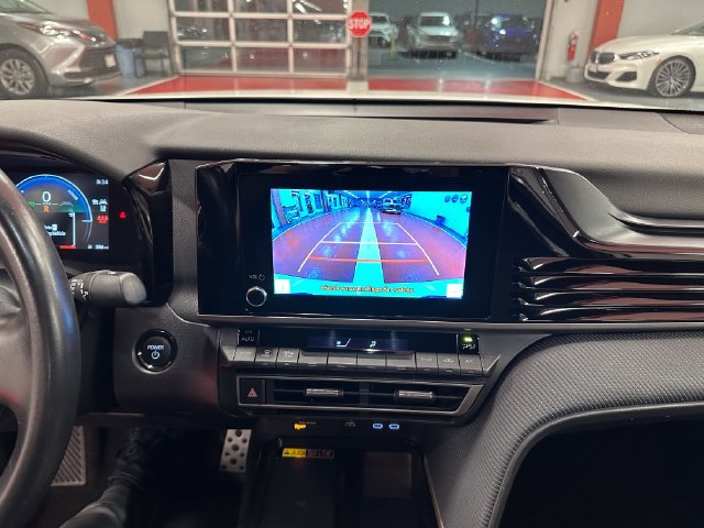 Certified 2025 Toyota Camry SE FWD image 22