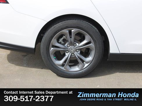 Certified 2024 Honda Accord EX image 21