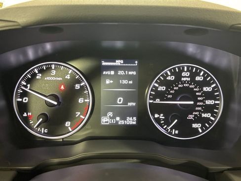 Used 2024 Subaru Crosstrek 2.0i Premium AWD/4WD image 21