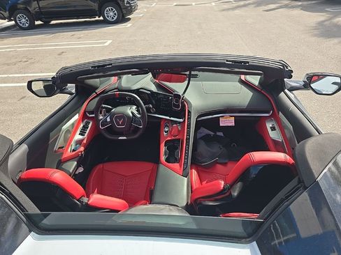 Used 2023 Chevrolet Corvette Z06 image 15