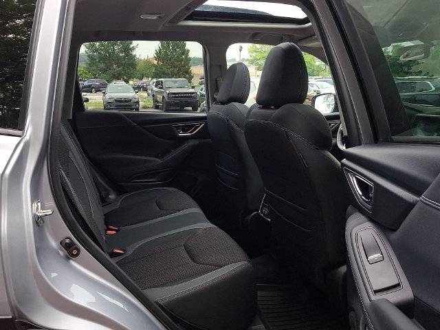Used 2019 Subaru Forester Premium AWD/4WD image 46