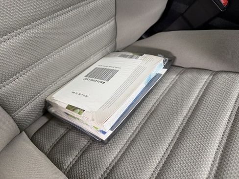 Used 2018 Ford Fusion S image 20