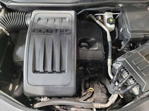 Used 2017 Chevrolet Equinox LT w/ Convenience Package image 30