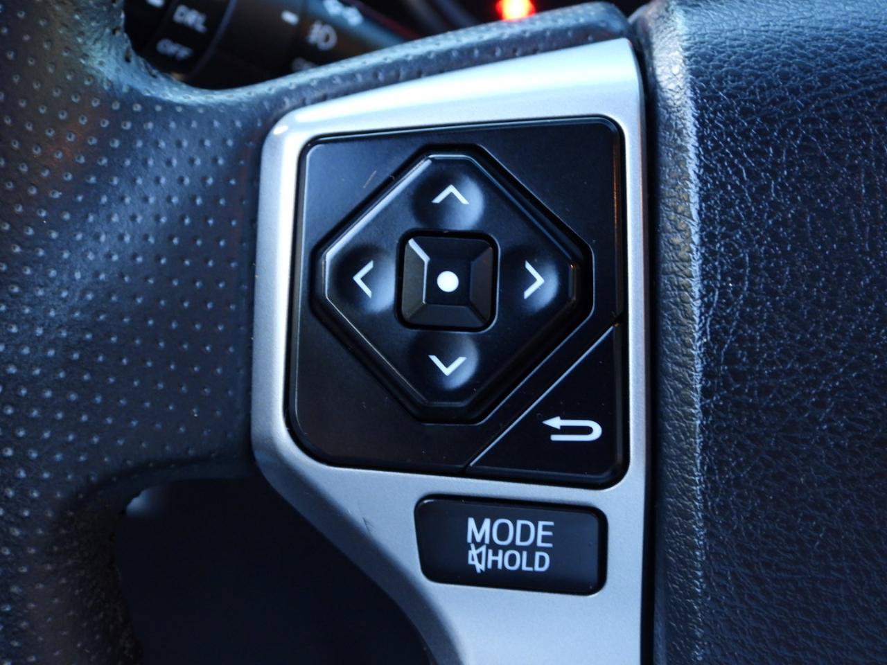 Used 2017 Toyota 4Runner SR5 Premium RWD image 90