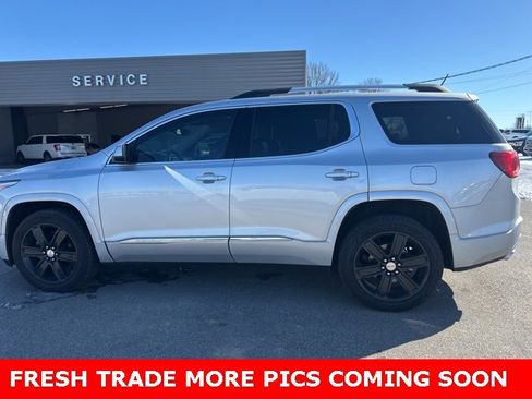 Used 2017 GMC Acadia Denali w/ Technology Package image 18