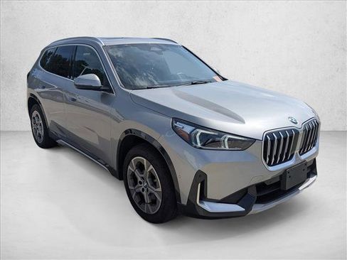 Used 2026 BMW X1 xDrive28i AWD/4WD image 3