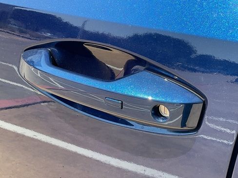 New 2026 Nissan Kicks SV image 9